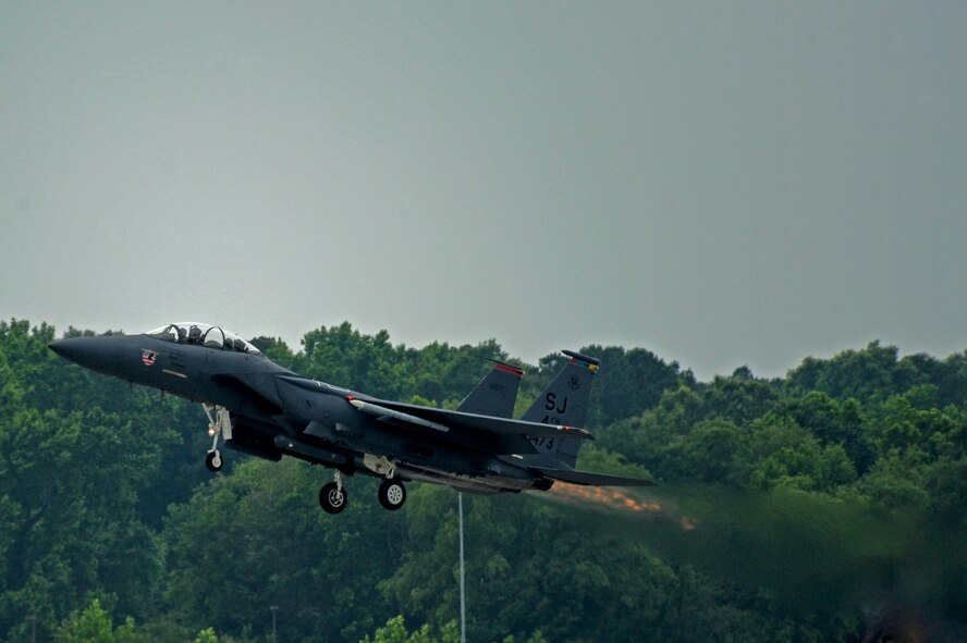 Col. Jeannie Leavitt, 4th Fighter Wing commander, takes off for her final flight as wing commander, May 29, 2014, at Seymour Johnson Air Force Base, North Carolina.  Leavitt will relinquish command of the 4th FW on June 2 and transition to her next assistant as the principal military assistant to the Secretary of Defense.  (U.S. Air Force photo/Airman 1st Class Brittain Crolley)