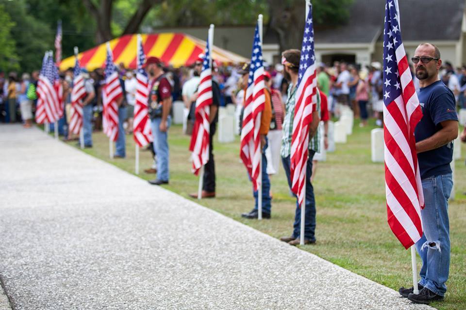 Beaufort Memorial Day Parade, Ceremony honors fallen > United States