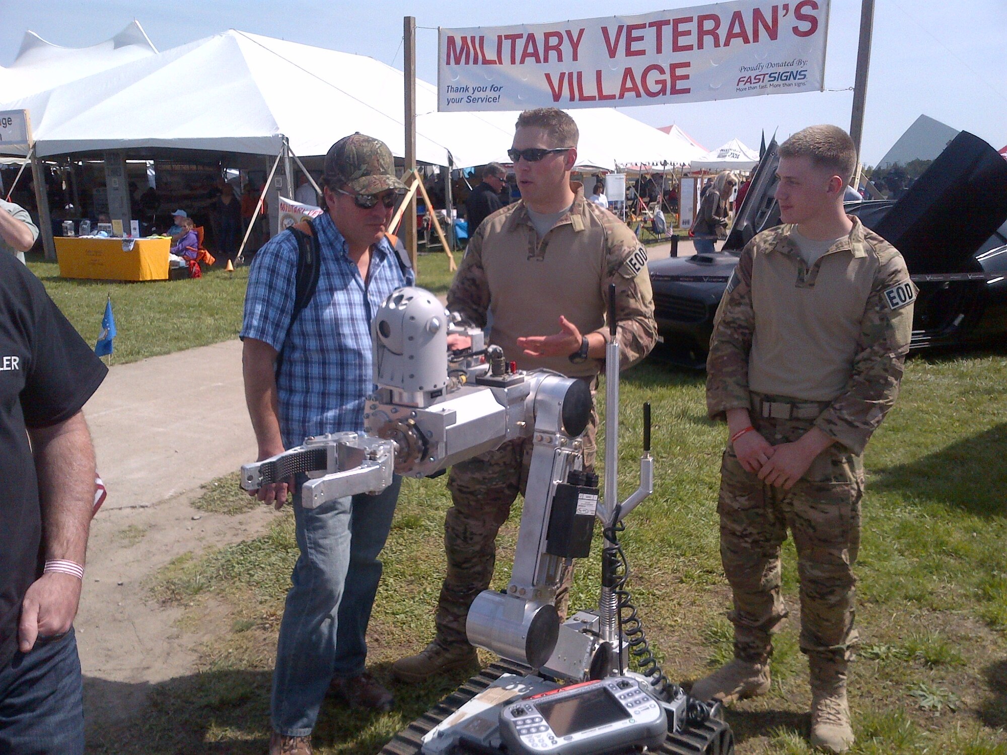 Airmen from the 375th Civil Engineer Squadron Explosive Ordnance Disposal team supported the recruiting effort. (U.S. Air Force photo)