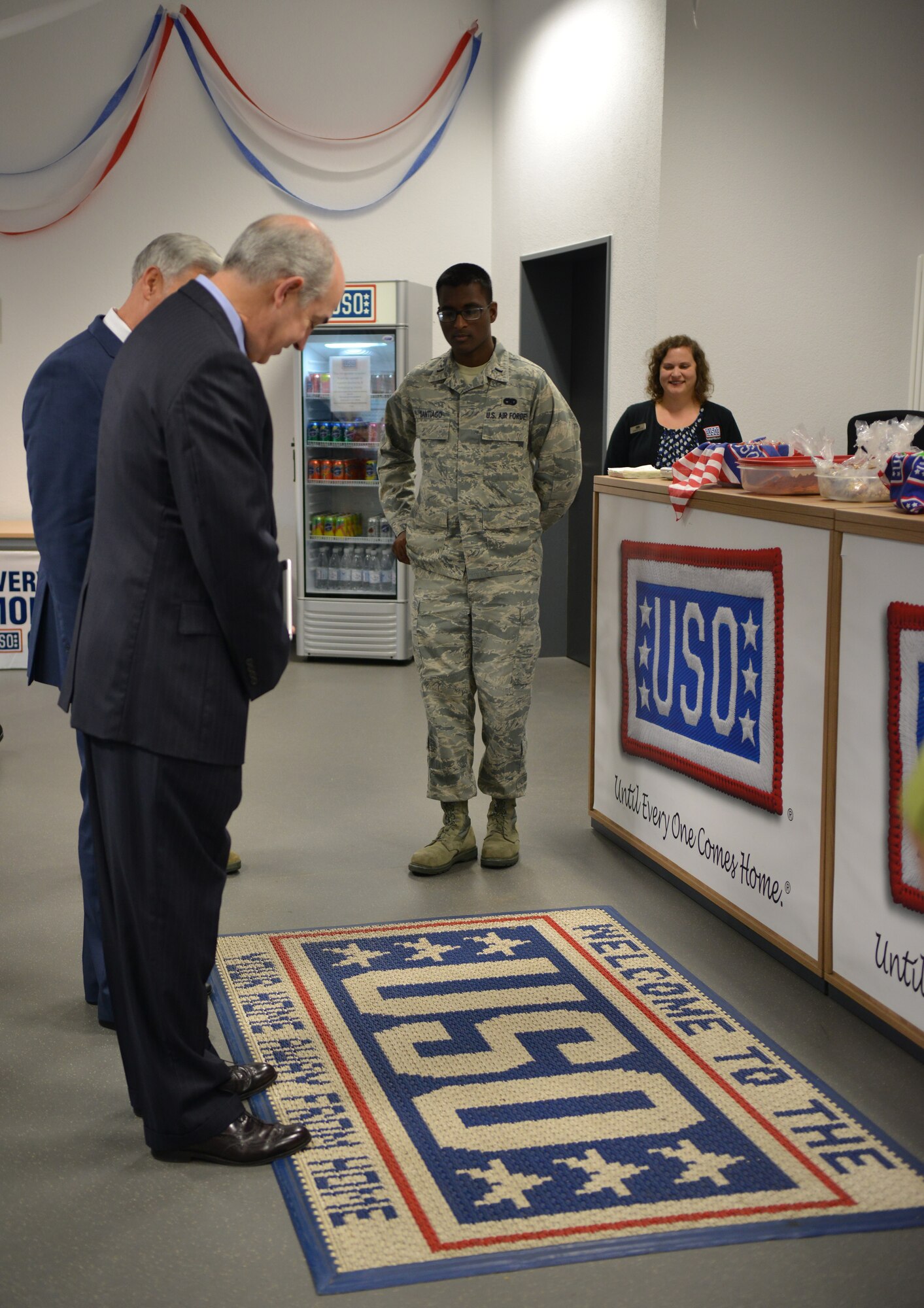 Dr. J.D. Crouch, USO’s president and CEO, visits the USO in the Joint Mobility Processing Center on Ramstein Air Base, Germany, Oct. 28, 2014. Crouch and his wife came to Ramstein to visit different USOs in the region. (U.S. Air Force photo/Senior Airman Hailey Haux)