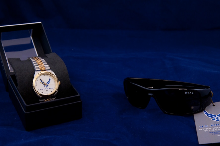 Product licensed by the Air Force Trademark and Licensing office.