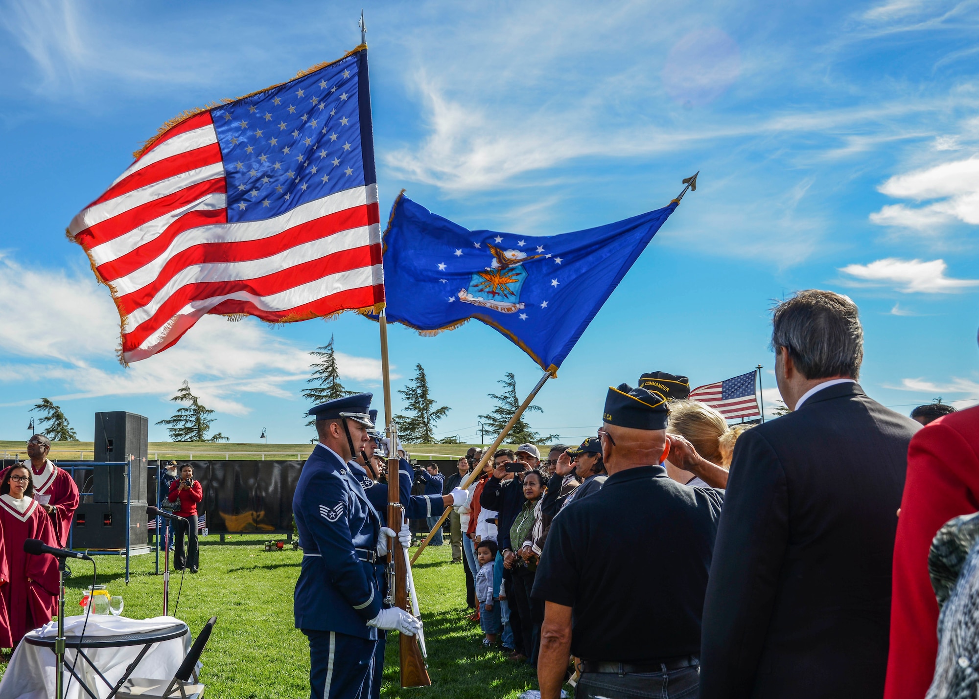 The Edwards AFB Blue Eagles Honor Guard conducted the raising of colors at the Veteran’s Day Ceremony at the Palmdale Amphitheater Nov. 11. The color guard members were Staff Sgt. Kirk McDougal, Staff Sgt. Kenneth Jubala, Senior Airman Ernest Vang and Airman 1st Class Kevin Wren. (U.S. Air Force photo by Rebecca Amber) 