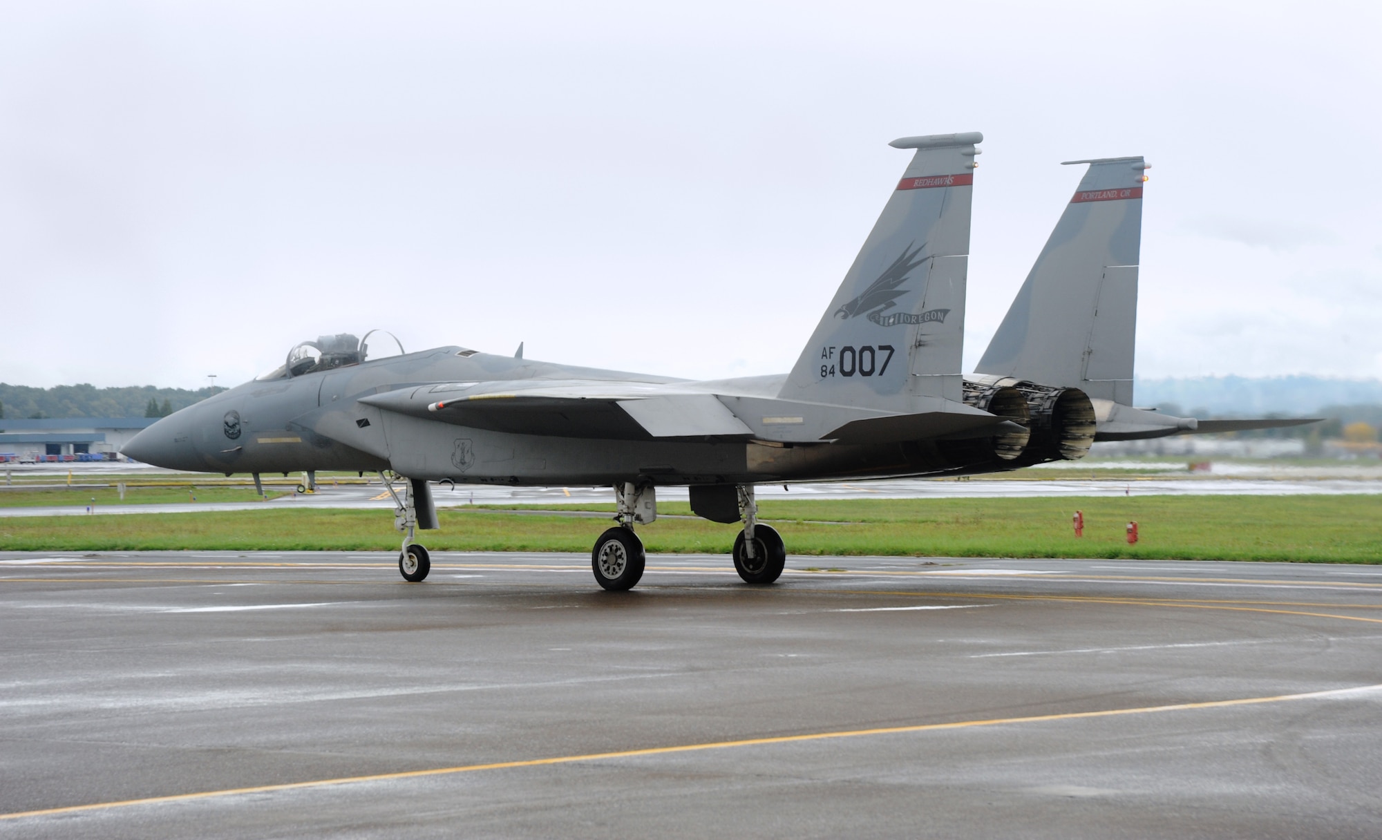Oregon Air National Guard Capt. Ryan Shuck taxis Aircraft 84-007 prior to talk off, Oct. 23, 2014, Portland Air National Guard Base, Ore. (U.S. Air National photo by Tech. Sgt. John Hughel, 142nd Fighter Wing Public Affairs)