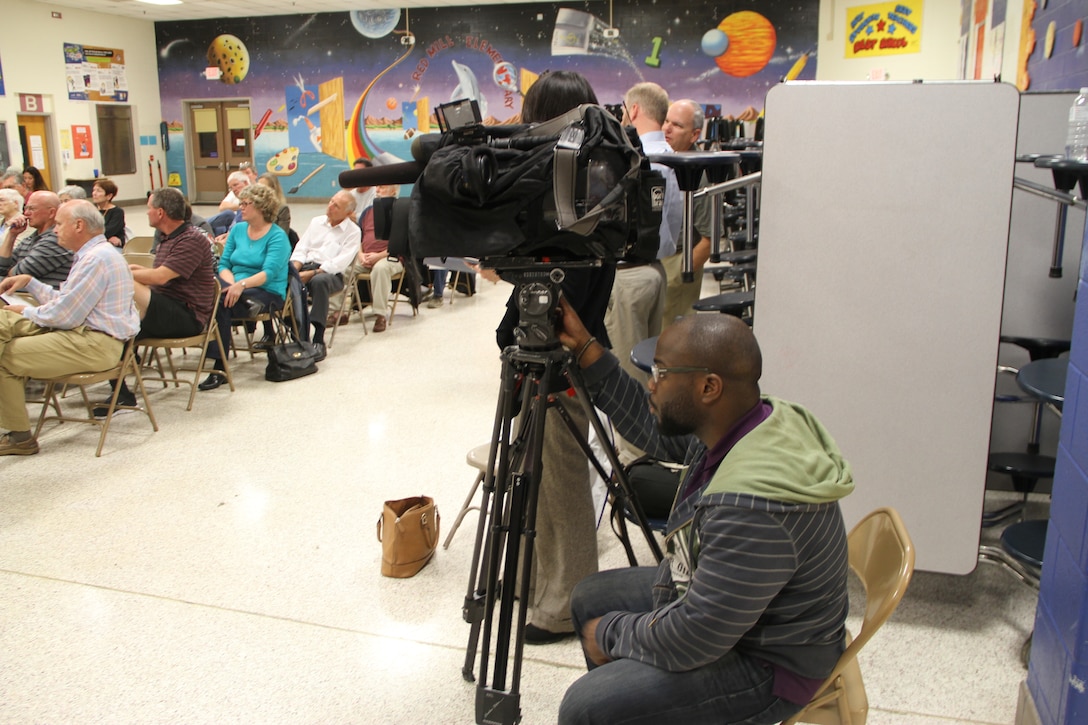 Red Mill Elementary School in Virginia Beach, Va., provided the venue Nov. 6, as more than 100 Sandbridge area community members voiced their concerns and opinions on the pending Environmental Impact Statement study for the proposed Wilkins’ Marina project. The scoping meeting, hosted by the Norfolk District, U.S. Army Corps of Engineers, sought to listen to community members and capture their comments for use in the development of the EIS.
After a lively and oftentimes passionate discussion during the meeting’s introductory session, led by Tom Walker, Norfolk District’s Regulatory chief, and Harold Jones, project consultant, community members were separated into four break-out sessions to focus on identifying, defining and capturing specific project issues. The break-out sessions were led by environmental scientists from the district’s Regulatory Branch and managed by Melissa Nash, the Corps’ Wilkins' Marina EIS project manager.
Community members were also informed of the 45-day comment period allowing them to send their comments to the Corps via email or mail through Nov. 21, 2014, and the creation of a Corps Wilkins’ Marina EIS project web page to keep community members updated.
