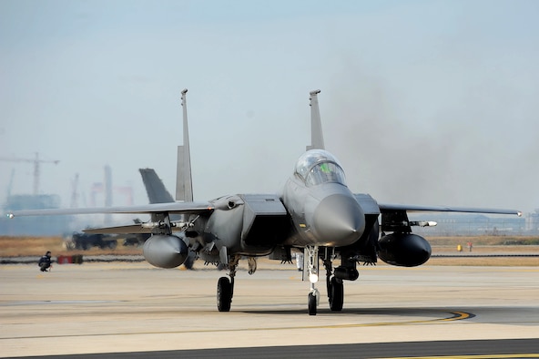 A Republic of Korea F-15 Strike Eagle lands during Max Thunder 15-1 at Kunsan Air Base, Republic of Korea, Nov. 17, 2014. U.S. Air Force, Army, Marine Corps and Navy personnel and aircraft are training alongside ROK air forces in the semi-annual, bilateral training event, which is the largest flying exercise held on the Korean Peninsula. (U.S. Air Force photo by Senior Airman Divine Cox/Released)
