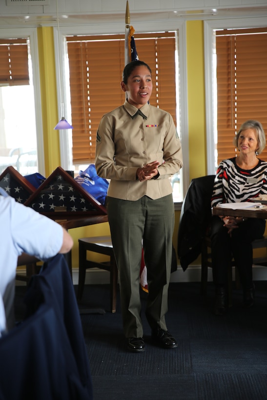 Karen Hernandez thanks the Carteret County Chamber of Commerce during a ceremony at McCurdy’s Restaurant and Deck on Moonlight Bay in Atlantic Beach, N.C., November 14, 2014. Hernandez was honored for being an exemplary Marine and volunteering in her community. Hernandez dedicated more than 1,000 hours of community service to local organizations like schools and nursing homes. Hernandez is an air support operations operator with Marine Air Support Squadron 1.  