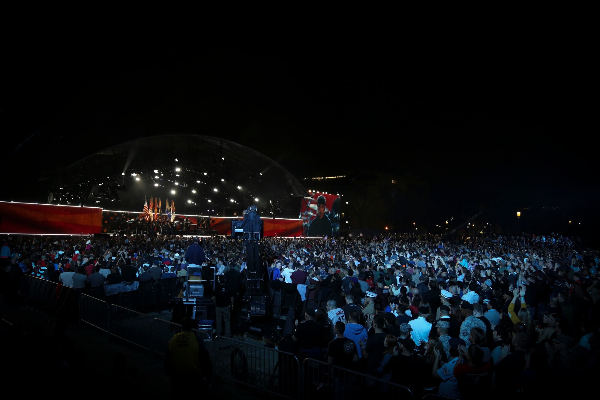 Actress and singer Jennifer performs the national anthem at the start of "The Concert for Valor" in Washington, D.C., Tuesday, Nov. 11, 2014. (U.S. Air National Guard photo by 1st Lt. Nathan Wallin)