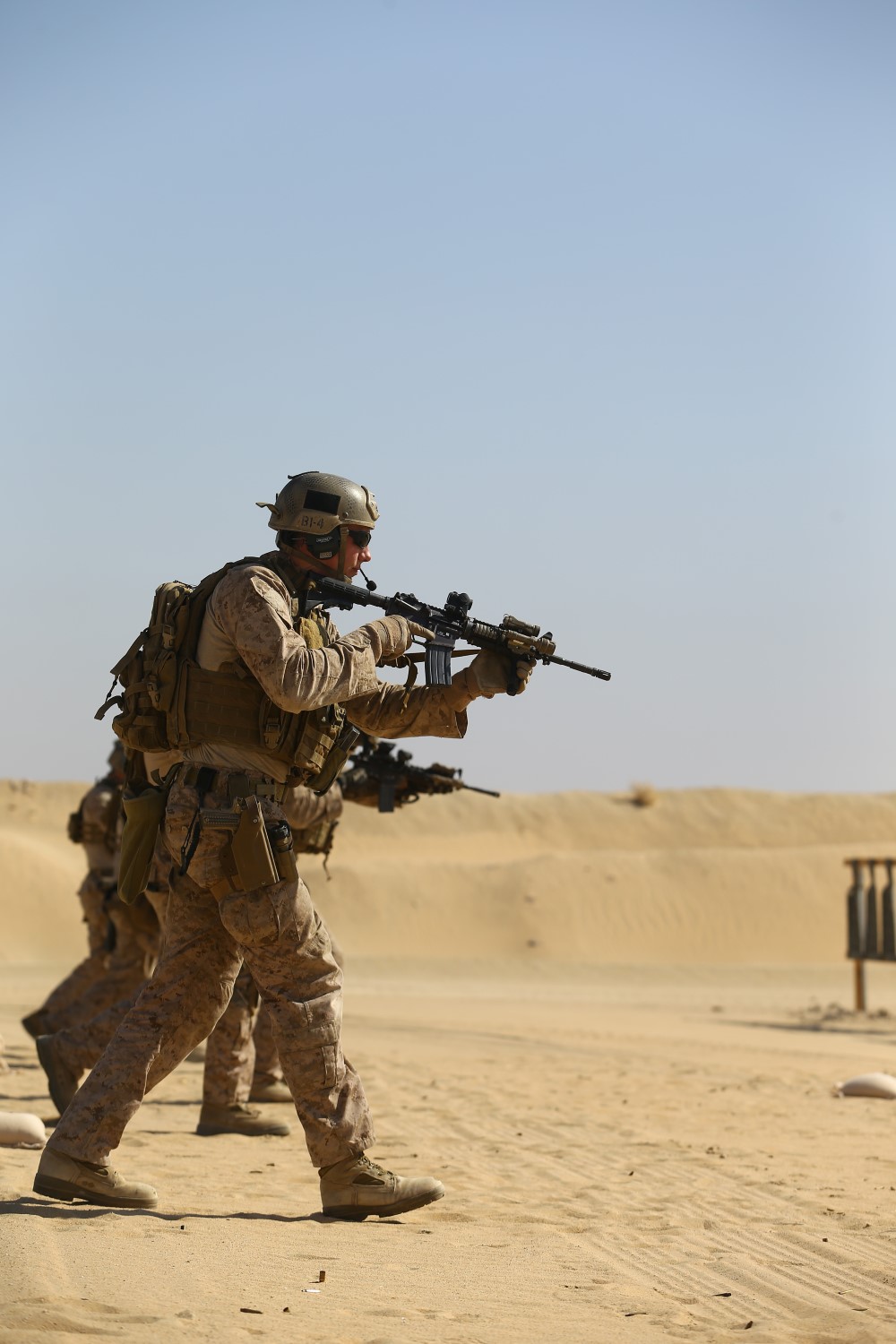 U.S. Marines with the reconnaissance detachment, 11th Marine Expeditionary Unit (MEU), conduct close-quarters tactics training, Nov. 10. The 11th MEU is deployed with the Makin Island Amphibious Ready Group as a theater reserve and crisis response force throughout U.S. Central Command and the U.S. 5th Fleet area of responsibility. (U.S. Marine Corps photo by Cpl. Evan R. White/ Released)