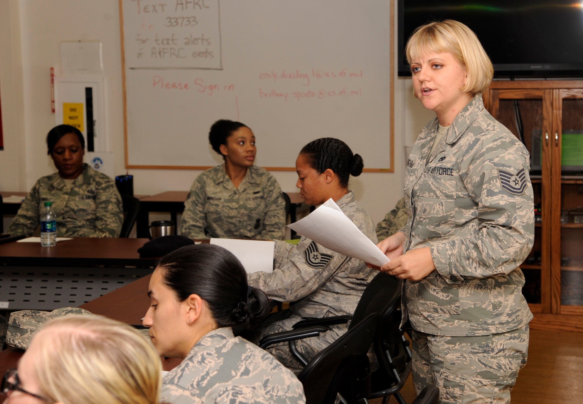 Tech. Sgt. Jennifer Cunningham, 30th Force Support Squadron Airman Leadership School instructor, speaks during the Mentorship Connection, Nov. 19, 2014, Vandenberg Air Force Base, Calif. The Mentor Connection is a group created to start a focused conversation on how to approach unique challenges as women in the military. (U.S. Air Force photo by Staff Sgt. Jim Araos/Released)