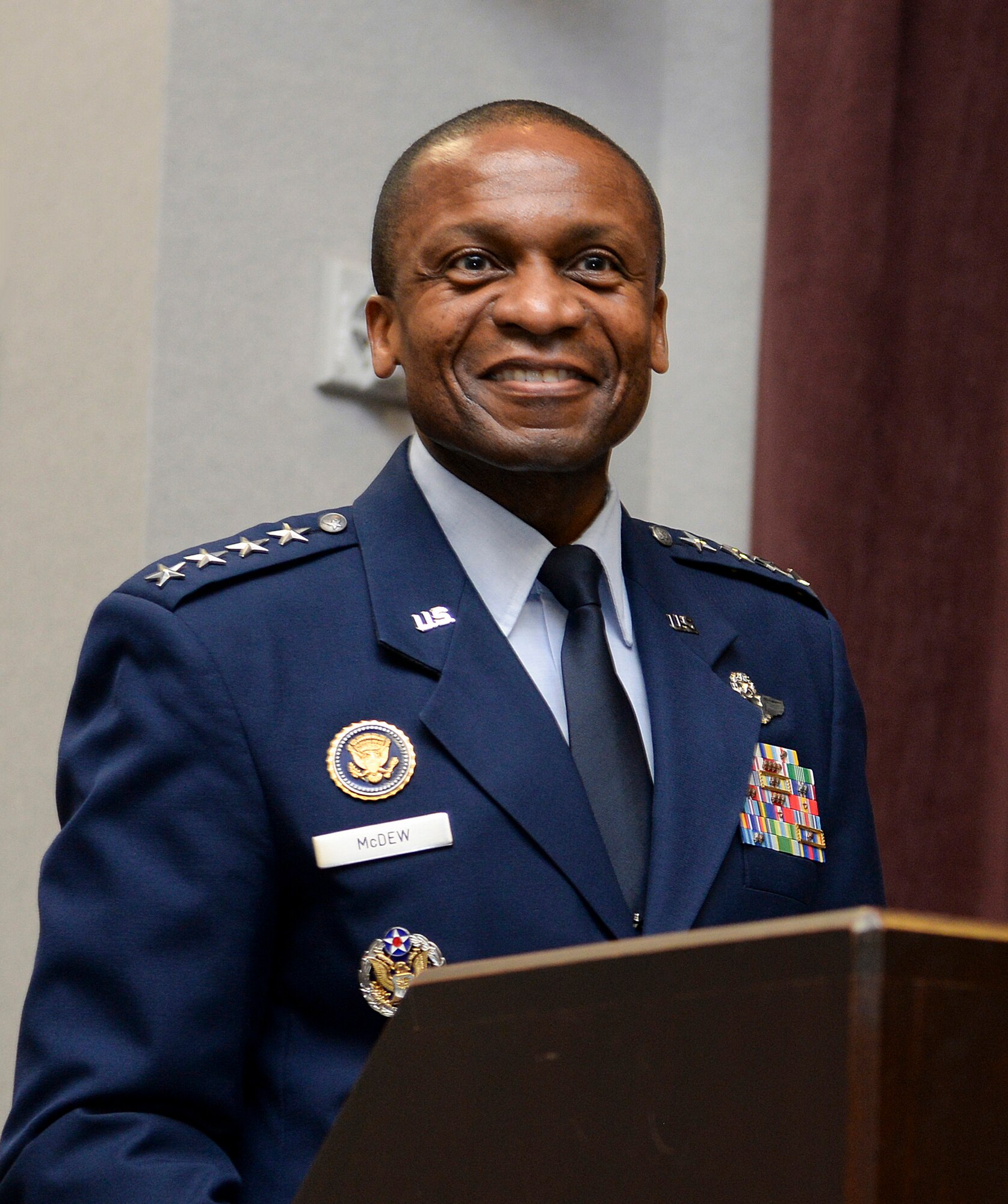 Gen Darren McDew