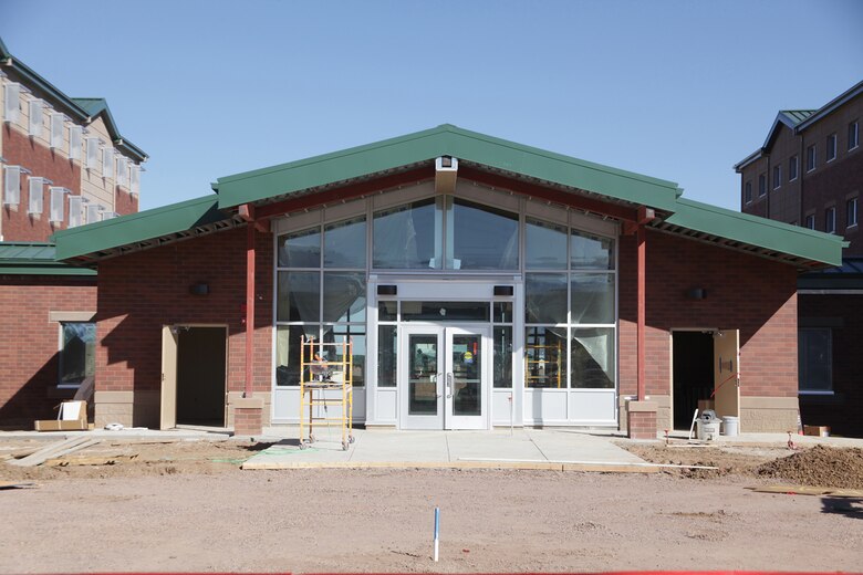 These barracks, located in Fort Carson, Colo., have been constructed in close proximity to Butts Army Airfield. The dorm-style buildings are comprised of 370,156 square feet, and are equipped with individual bathrooms and kitchenettes. The recreational areas situated behind the barracks buildings have facilities for sports, barbecuing, as well as indoor community recreation facilities.