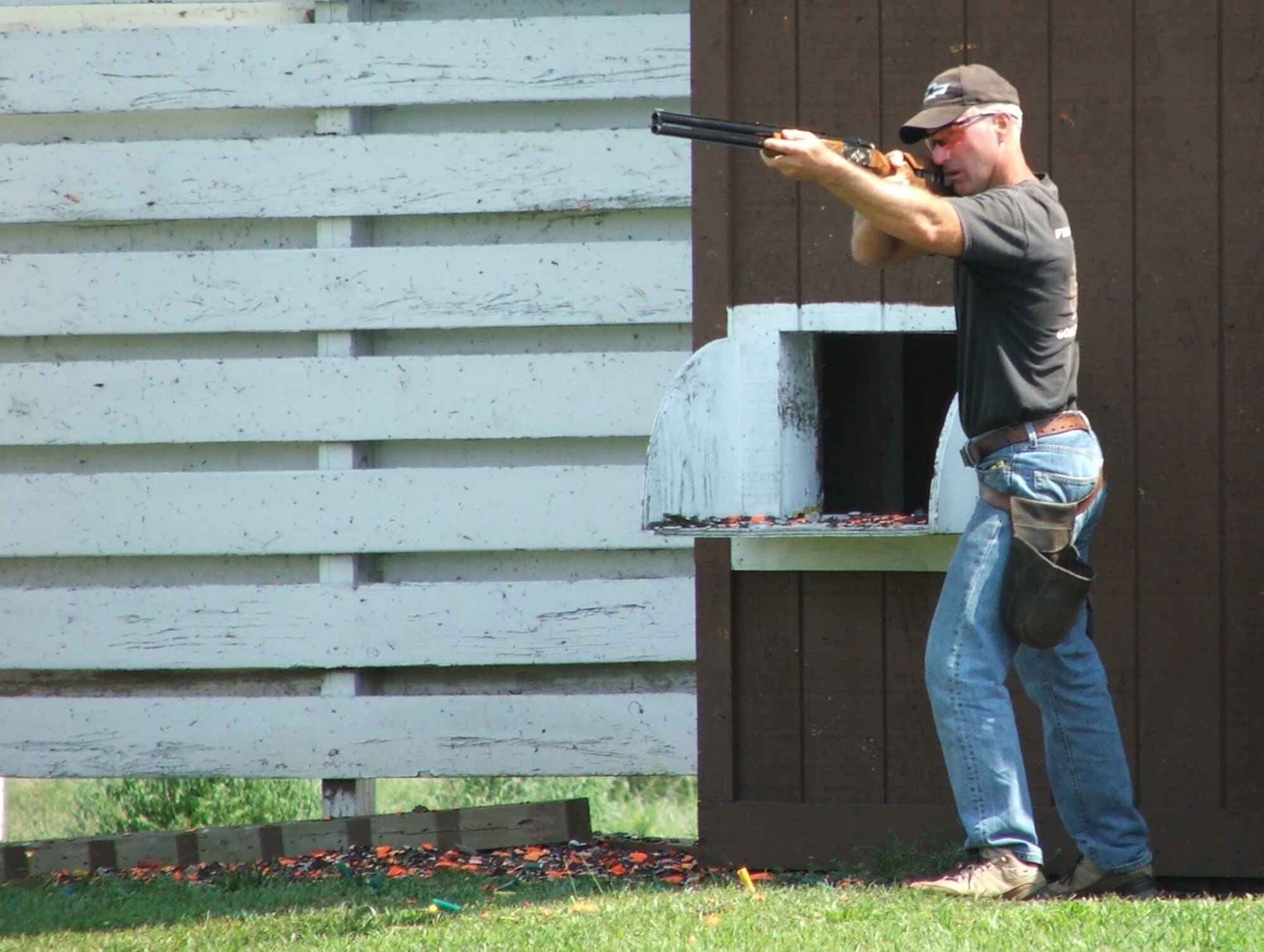Master Sgt. Stuart Brown, 414th Fighter Group F-15E Strike Eagle tactical aircraft maintenance section flight chief, prepares to shoot a target during the .20-guage event at the American skeet Zone 4 Championship in Atlanta, Georgia, Oct. 8, 2009. Brown scored 398 out of 400 to win the event. (Courtesy photo)