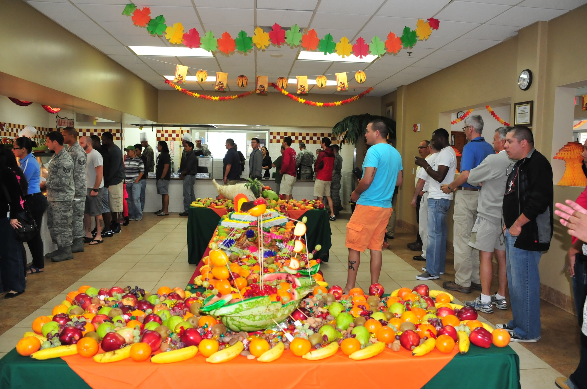 Joint Task Force-Bravo members were treated to a festive Thanksgiving Day meal at the dining facility at Soto Cano Air Base, Honduras, Nov. 27, 2014. Southern Command senior leaders, as well as leaders from JTF-Bravo, Army Support Activity, Army Forces Battalion, Joint Security Forces, 612th Air Base Squadron, 1-228th Aviation Regiment, and Medical Element served the members of the Task Force.  (U.S. Air Force photo by Capt. Connie Dillon)