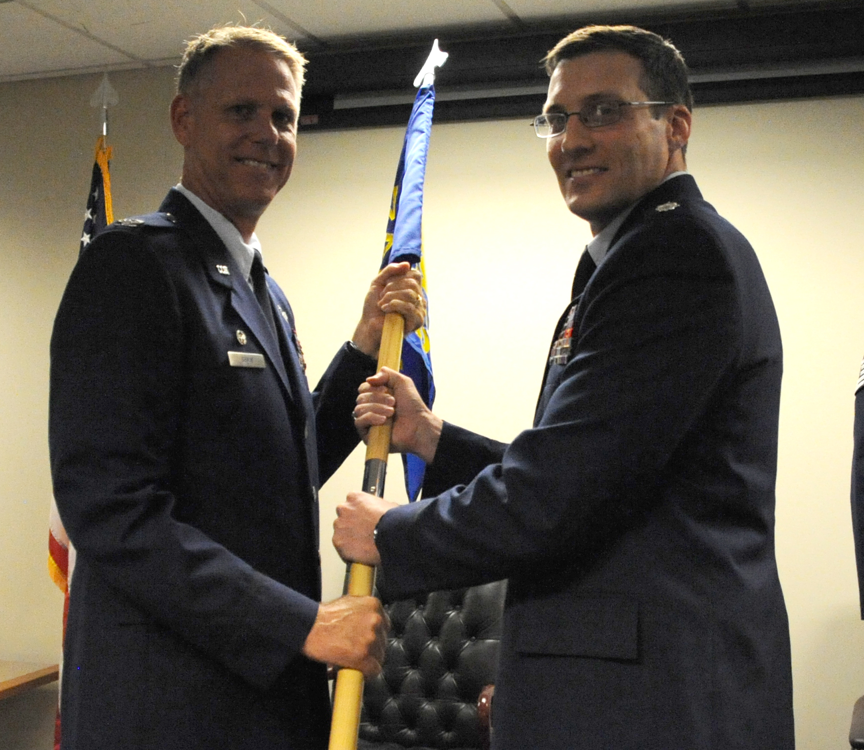 927 ARW welcomes new FSS and OSS Commanders > 927th Air Refueling Wing ...