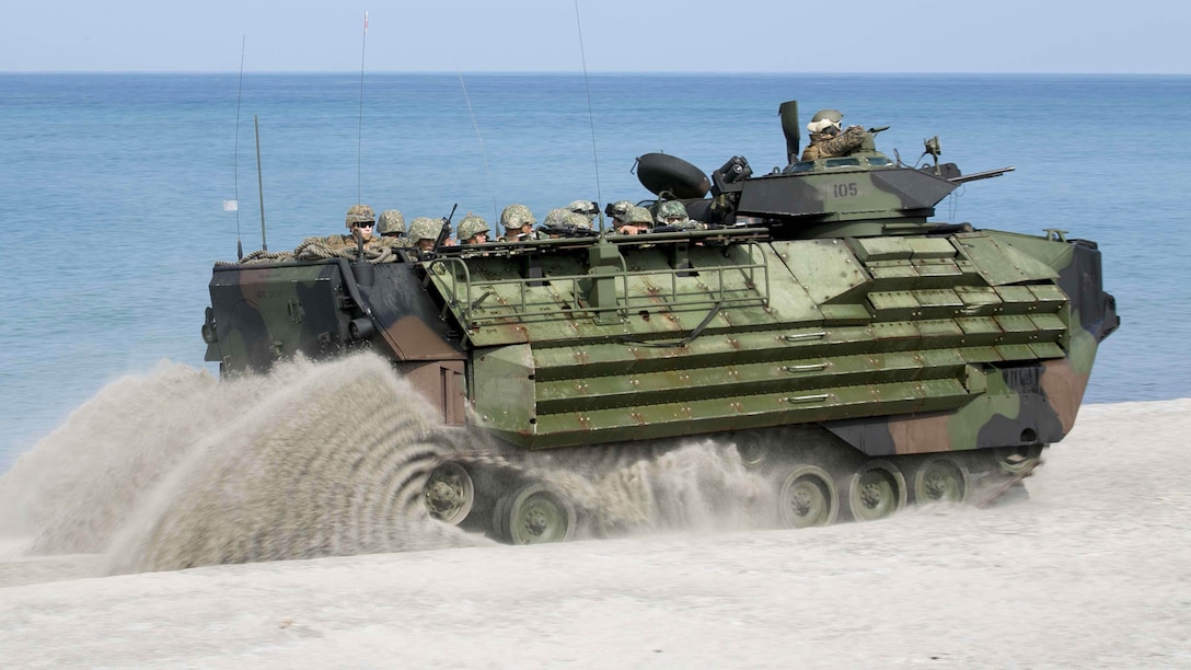 Philippines and U.S. Marines complete a mechanized assault at PHIBLEX 15