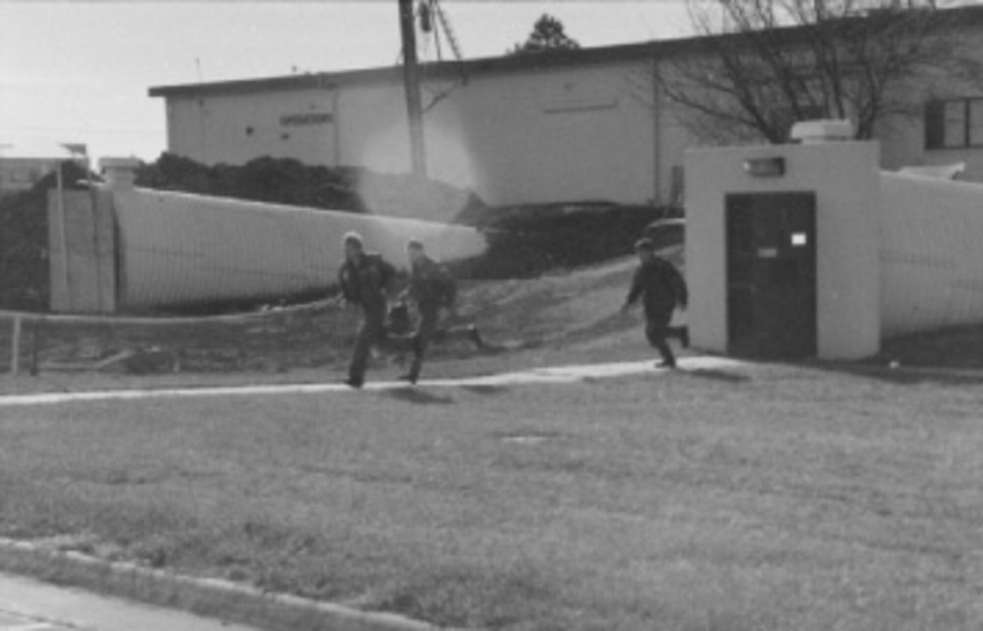 Aircrew responds to the Klaxon call ... at the time, the 190th was attachd to Strategic Air Command.