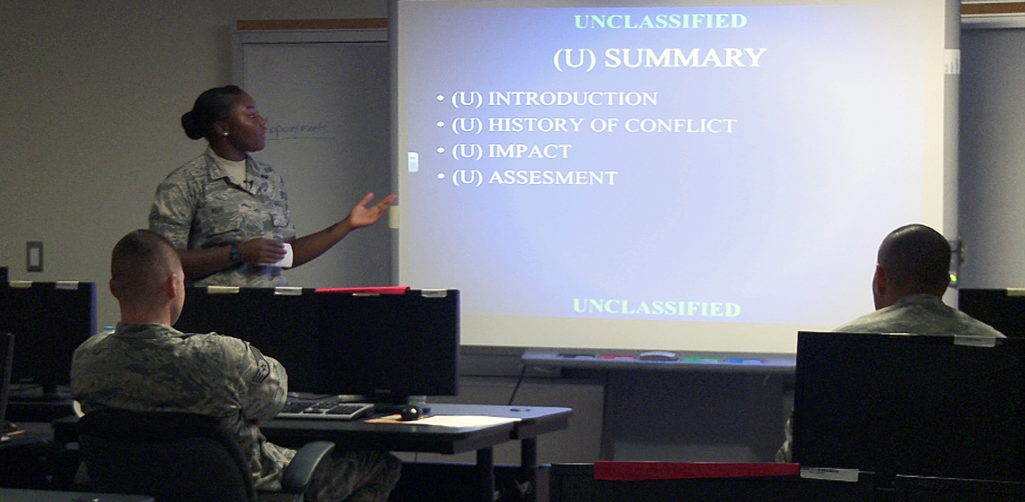 GOODFELLOW AIR FORCE BASE, Texas – Airman Jesyka Ware, 315th Training Squadron student, gives a presentation during the Geospatial Intelligence Analyst Course Sept. 17. Ware’s projected graduation date is Dec. 2. (U.S. Air Force photo/ Airman 1st Class Devin Boyer)