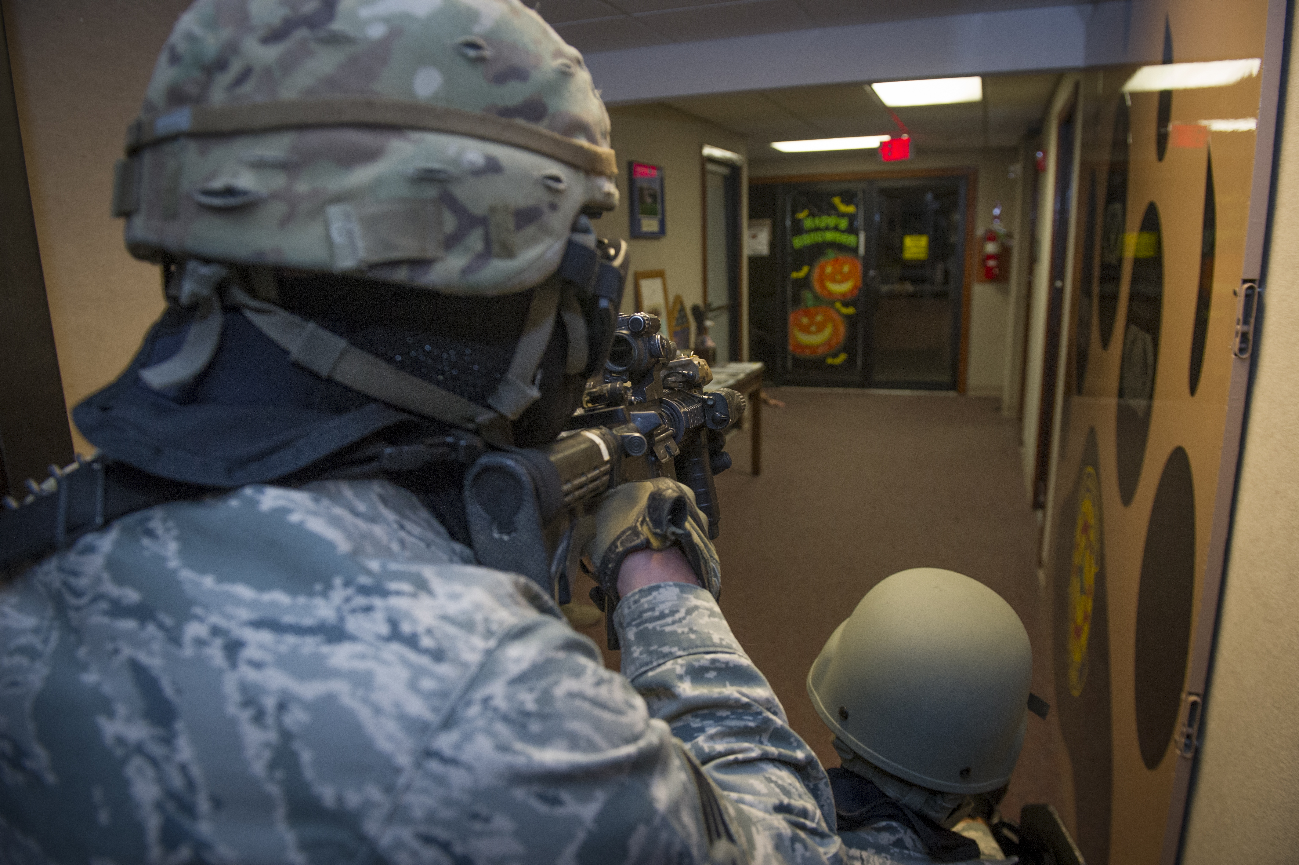 Active Shooter: The Role Of Bystanders - vx7uny1