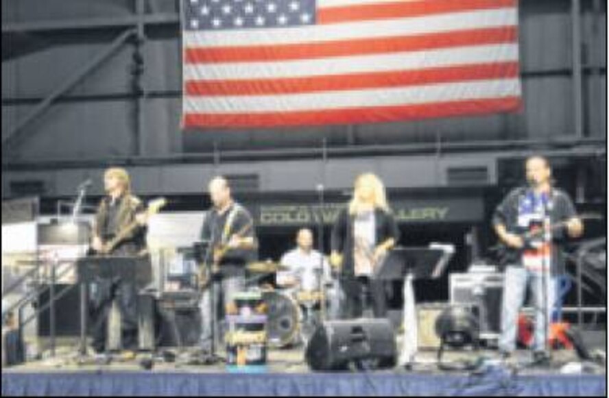 Flashback, an 80's - 90's rock group, jammed throughout the event. (Skywrighter photos by Cindy Holbrook)