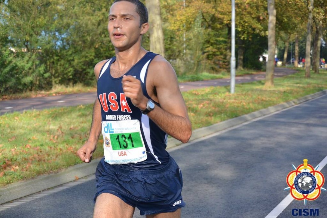 Coast Guard LT Patrick Fernadez leads the US men with a time of 2:25:11 placing 20th overall in the CISM Men's Division.  The US Men placed 7th overall during the 46th CISM Marathon World Military Championship 9-14 October 2014 in Eindhoven, Netherlands.