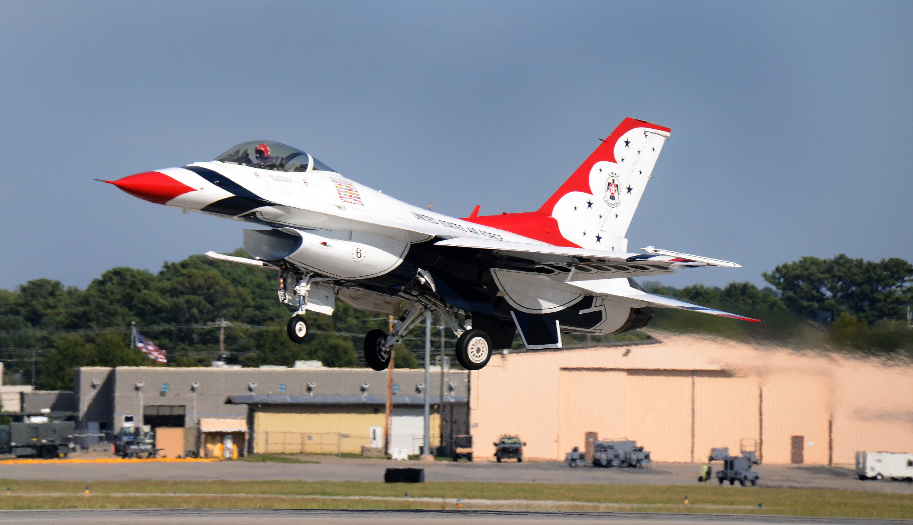 Thunderbirds Depart and Recover at Dobbins ARB