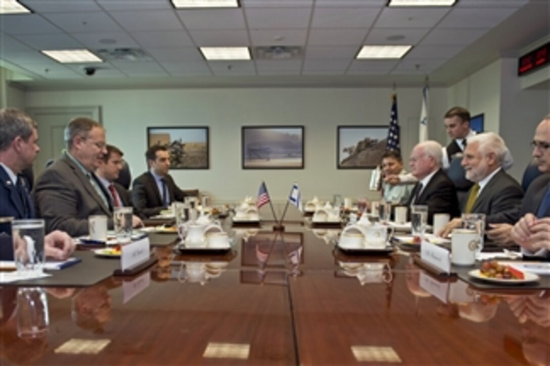 U.S. Deputy Defense Secretary Bob Work, second from left, meets with Dan Harel, second from right, director general of Israel's defense ministry, at the Pentagon, Oct. 20, 2014, to discuss matters of mutual importance.