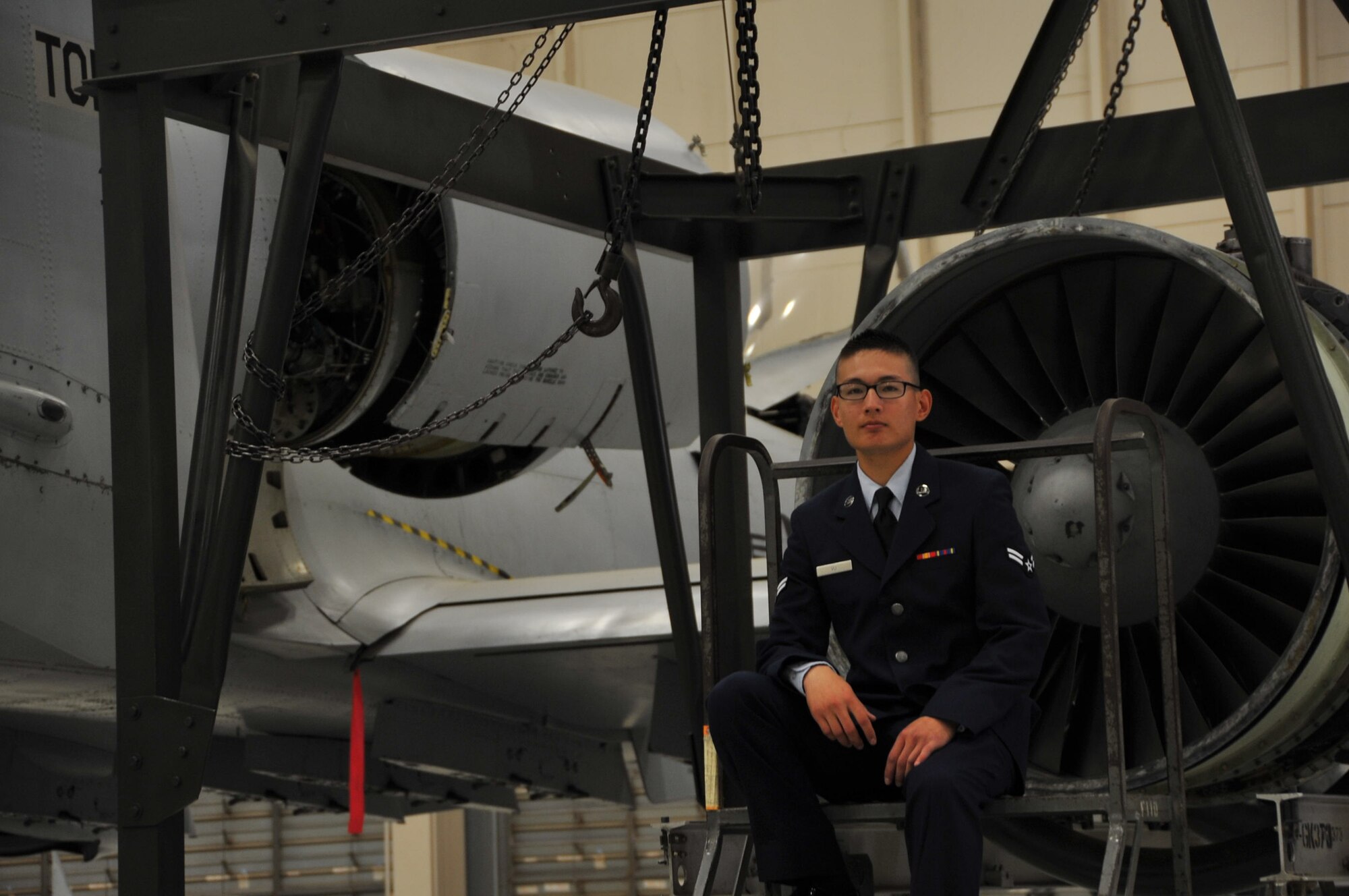 Airman 1st Class Jimmy Vu received the ACE award during graduation Oct. 17, 2014, on Sheppard Air Force Base, Texas. Vu earned the ACE award by maintaining a 100 percent average throughout the 43-day, five-block aerospace propulsion course. During the course, Vu and his classmates learned to troubleshoot, repair and maintain aircraft engines systems in the classroom and on-equipment environments. (Courtesy photo)