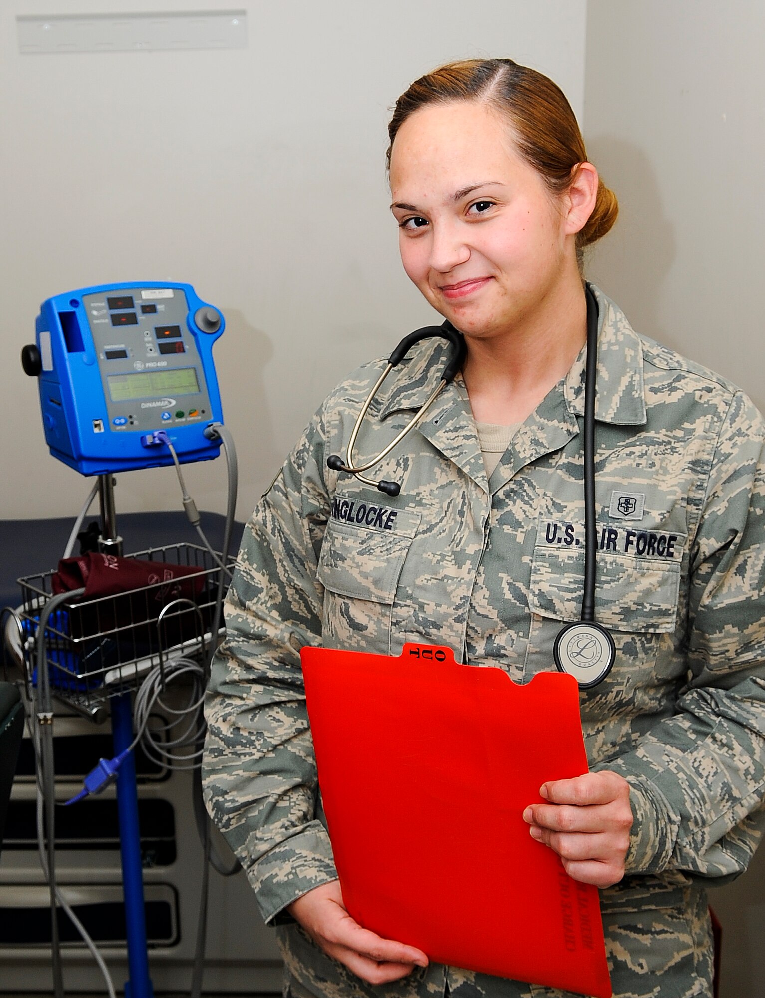 Senior Airman Laura Kinglocke, assigned to the 1st Special Operations Aerospace Medicine Squadron, is a medical technician with the 1st Special Operations Medical Group on Hurlburt Field. Kinglocke responded to a major accident on U.S. Highway 98 and saved the life of a motorcyclist Oct. 17, 2014. (U.S. Air Force photo/Airman 1st Class Andrea Posey)