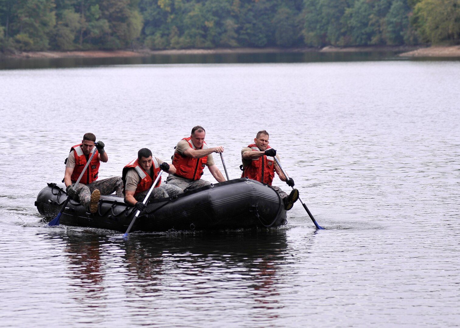 DIA service members participate in the Prince George’s County Police Fifth Annual Iron Team Competition where teams of four endure 16 grueling, consecutive events in a timed race. Photos by Navy Lt. Jeff Prunera, DIA