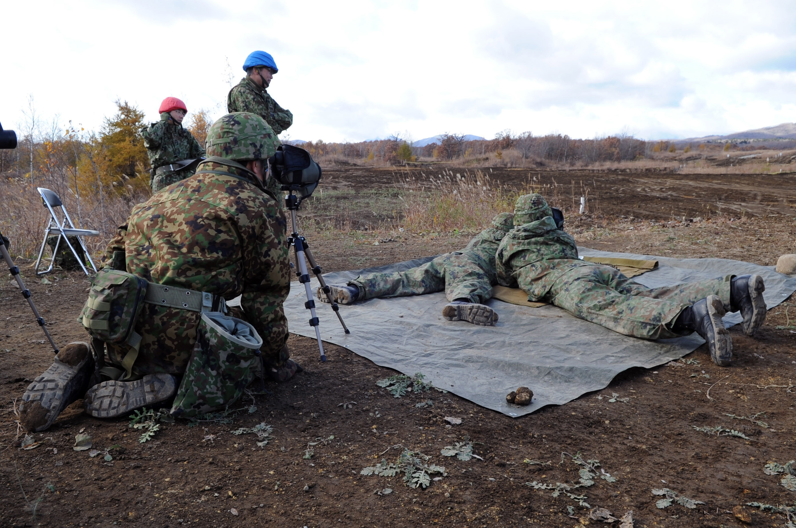 Members of the Japanese ground selfdefense force practice target