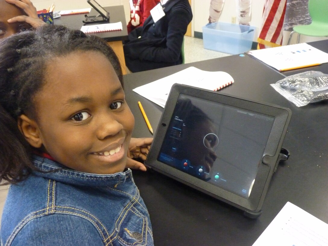 Science - Making an atom