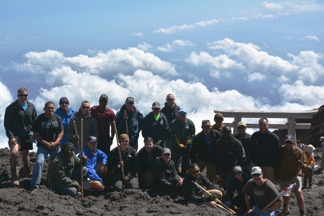 Commanders-SEA Mount Fuji climb