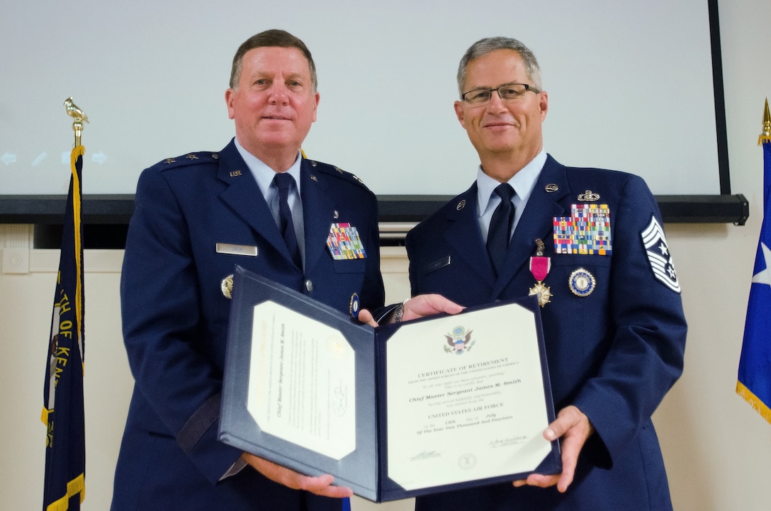 Smith retires from Kentucky Air Guard