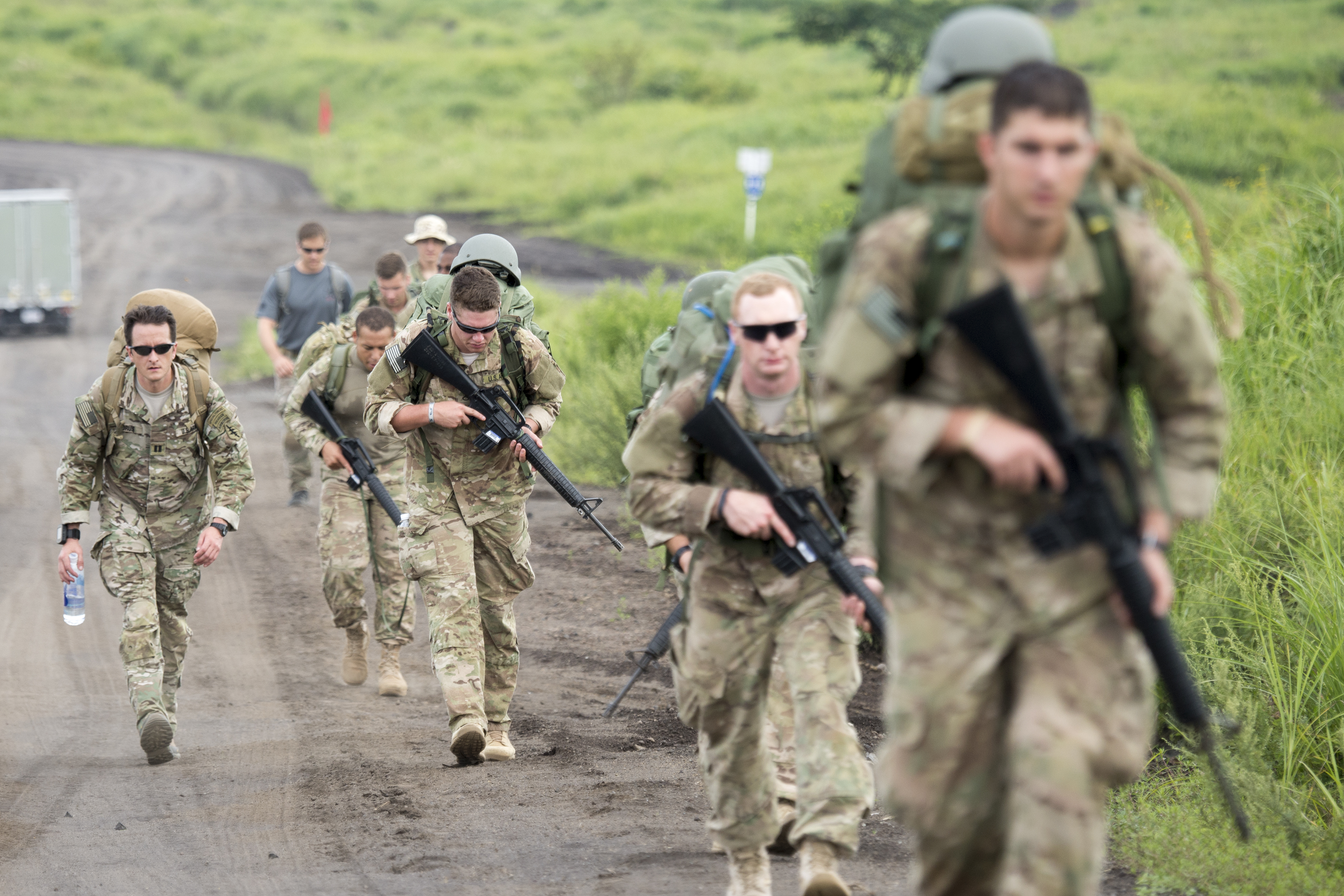 Paratroopers Eagles Enable Army Jumpers