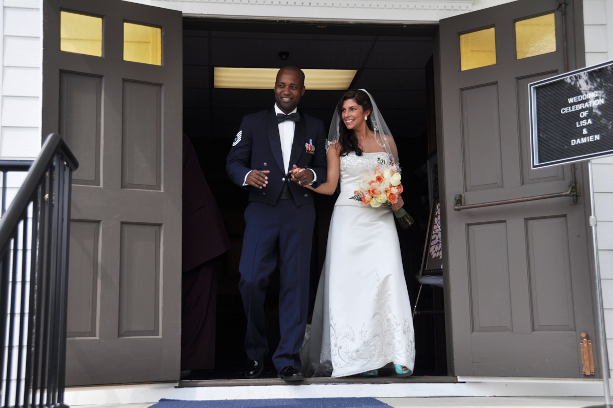 Couple weds in historic chapel Dobbins Air Reserve Base