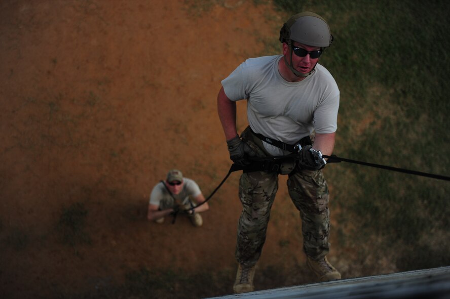 Airmen from the 4th Civil Engineer Squadron Explosive Ordnance Disposal flight received rappelling training at Seymour Johnson Air Force Base, North Carolina, Sept. 5. (U.S. Air Force photo/Airman 1st Class Brittain Crolley)