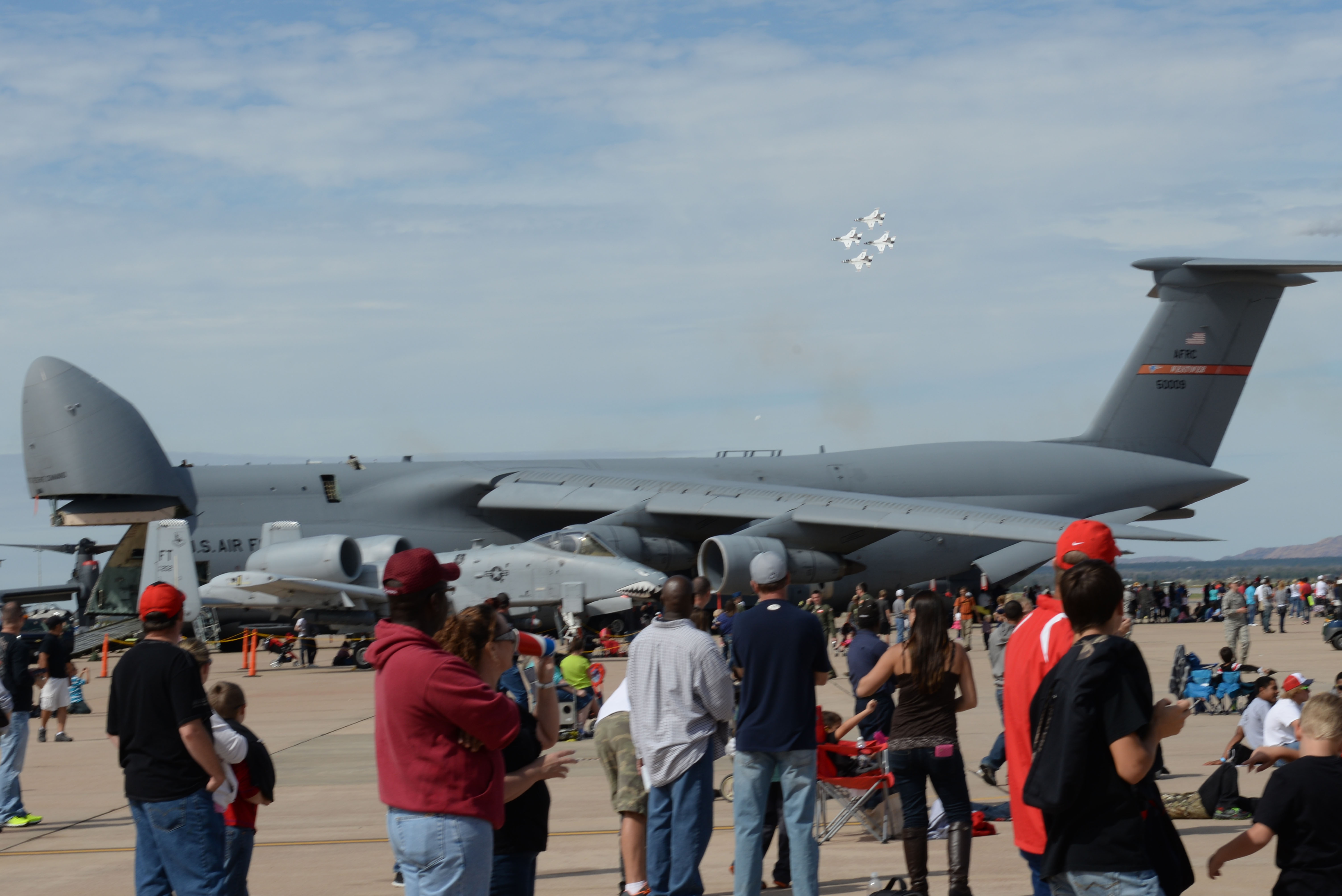 Altus AFB opens gates to community > Altus Air Force Base > Article Display