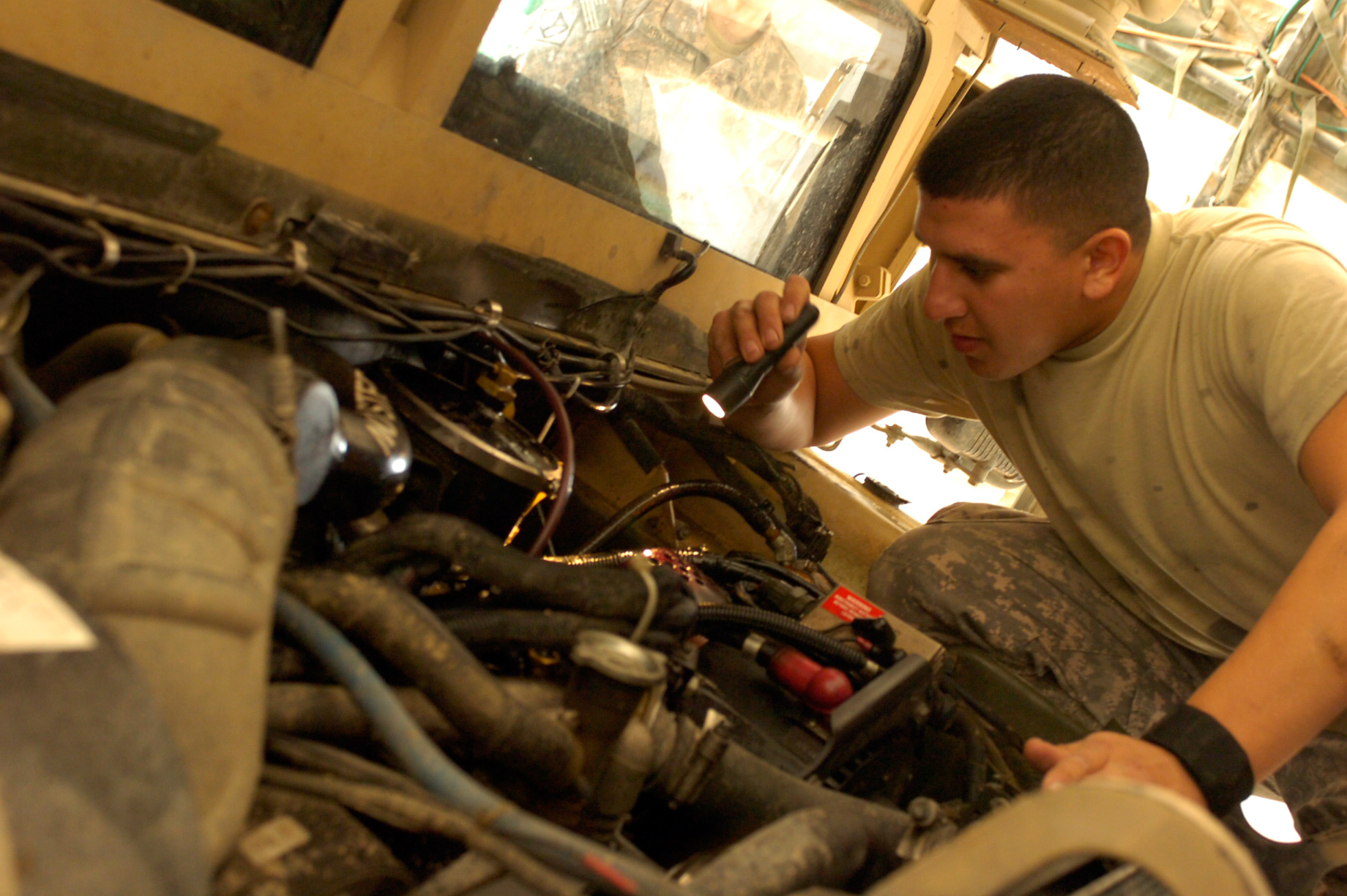 New Mexico mechanics keep unit mission ready > National Guard > Article