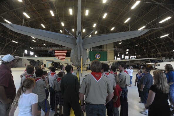 Boy Scouts from Troop 400 take a look at a KC-135 Stratotanker with the help of Airmen at Fairchild Air Force Base, Washington, Sept. 15, 2014. The scouts toured the base to gain a greater understanding of Fairchild’s mission. (U.S. Air Force photo/Airman 1st Class Sam Fogleman)