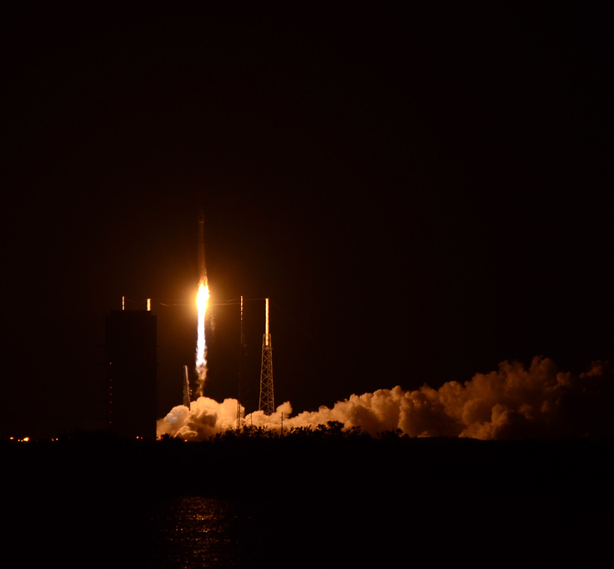 An Atlas 5 rocket launches from Cape Canaveral Air Station, Fla., Sept. 16, 2014. The Atlas 5 will deliver a QuikScat Earth satellite and crew supplies to the International Space Station. The QuikScat Earth satellite will monitor ocean winds, and deliver the data for use in weather predictions, including hurricane monitoring.  (U.S. Air Force photo /Master Sgt. Julie Briden-Garcia)  