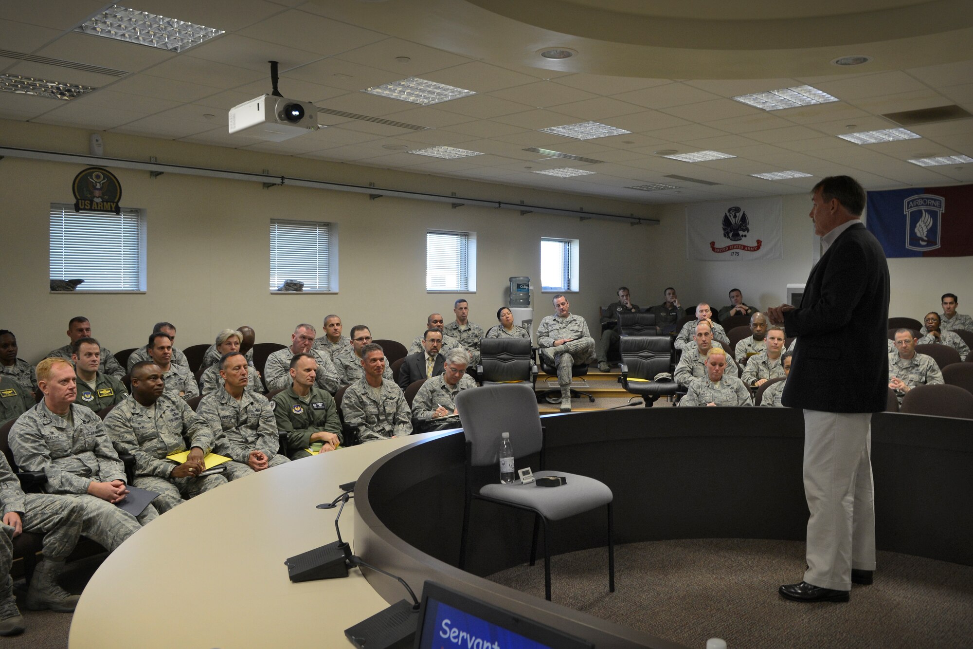 James Hunter, international best-selling author, speaks with commanders, officers, chiefs and first sergeants during aleadership development seminar, Sept. 15, 2014, at Aviano Air Base, Italy. The 3-hour lecture on servant leadership is the first in a series of professional development initiatives for Aviano’s key leaders from Brig. Gen. Barre Seguin, 31st Fighter Wing commander. (U.S. Air Force photo/Staff Sgt. Jessica Hines) 