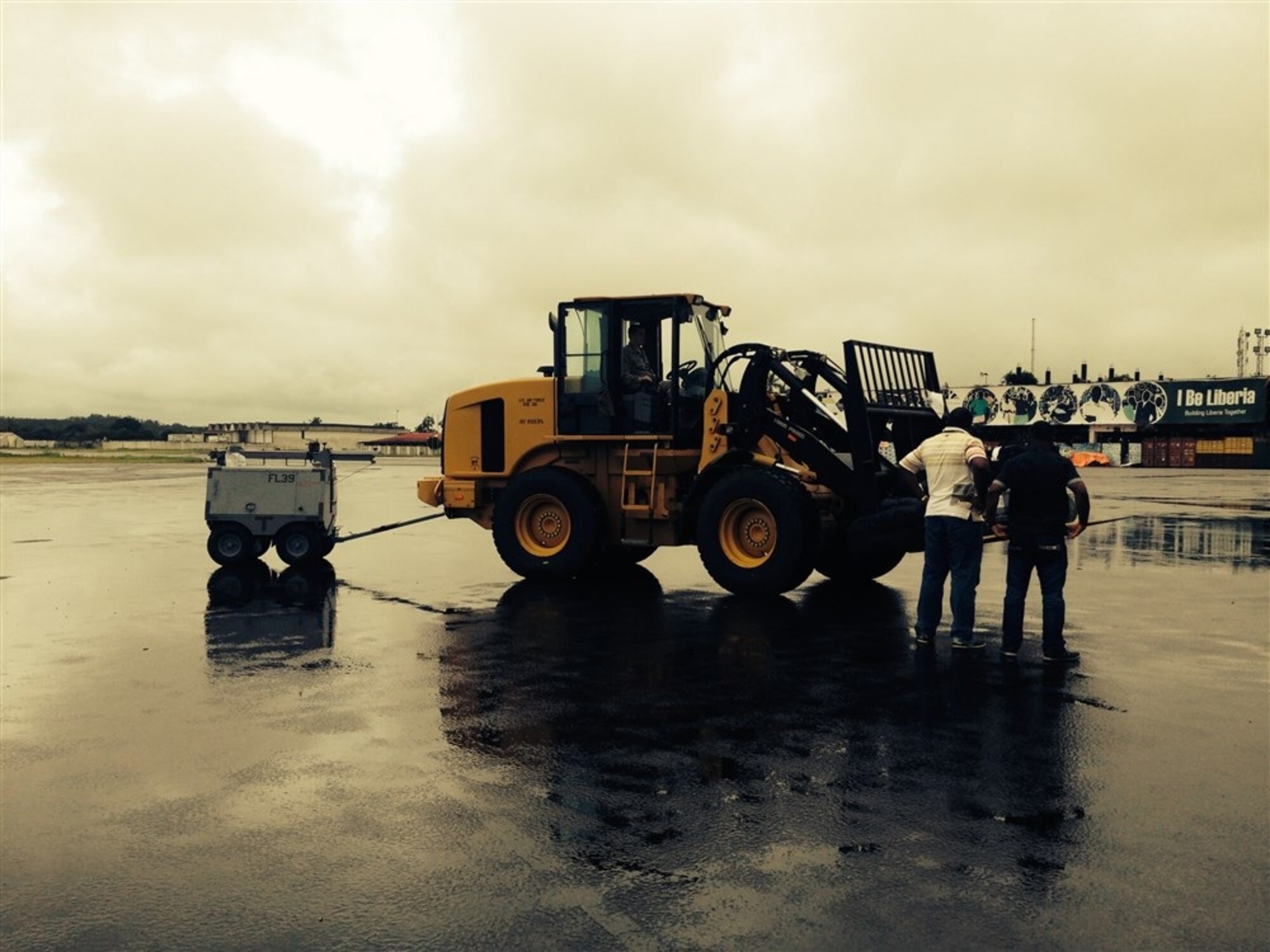 The cargo included a heavy duty forklift, a drill set and generator and a team of 7 military personnel, including engineers and airfield specialists. The forklift will be used to offload incoming supplies.
