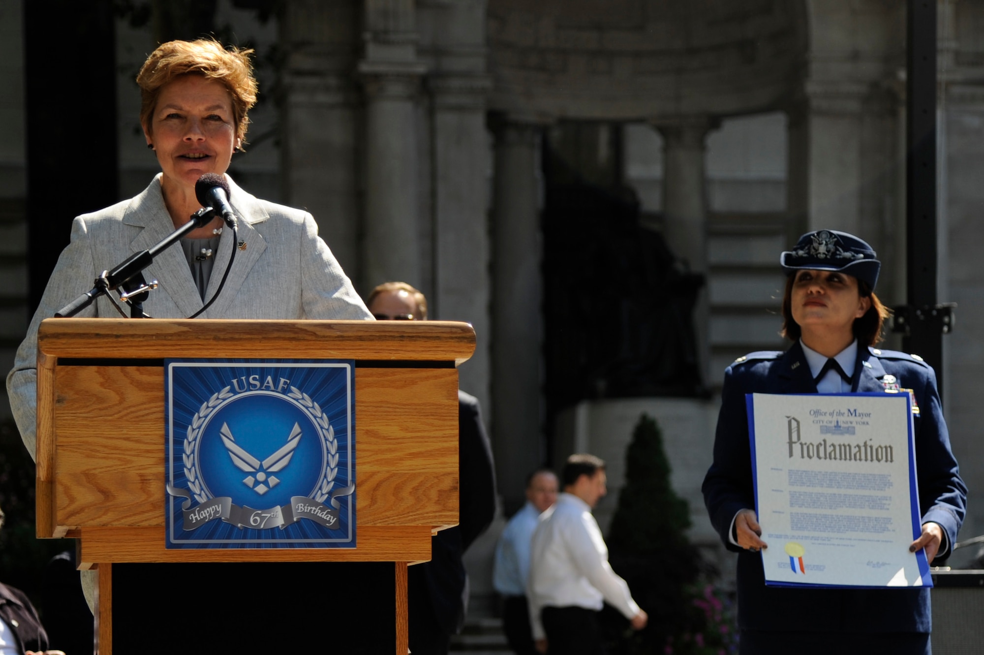 Loree Sutton, Commissioner of Veterans’ Affairs for New York City and former Army Brig. Gen., reads a proclamation designating Sept. 18, 2014, as New York City United States Air Force Day, by Bill de Blasio, New York City mayor, at Bryant Park in New York. More than 50 Airmen from Joint Base McGuire-Dix-Lakehurst, N.J., and the New York Air National Guard travelled to New York to enjoy the Air Force’s 67th birthday in the ‘Big Apple.’ (U.S. Air Force photo by Airman 1st Class Tara A. Williamson/Released)
