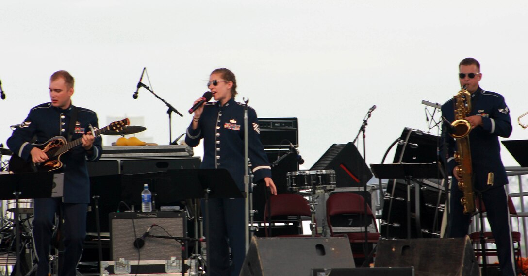 Instrumentalists with the Air National Guard Band of the Midwest perform for audiences during annual training at the Bayfront Festival Park, Duluth, Minn., July 4, 2014. They performed jazz, rock and concert music for audiences in Illinois and Wisconsin as part of their community relations tour before a grand finale in Minnesota July 4. The annual concert series was the result of a year’s worth of training and practice, one that the band used to celebrate patriotism with communities across the Midwest. (Courtesy photo/Released)