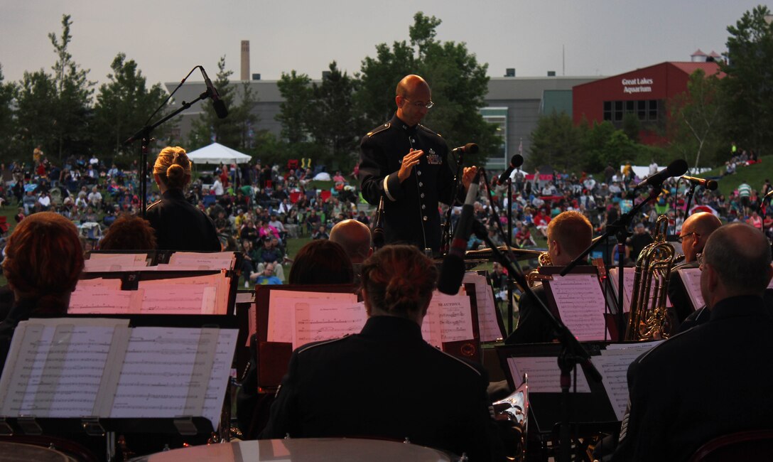 Instrumentalists with the Air National Guard Band of the Midwest perform for audiences during annual training at the Bayfront Festival Park, Duluth, Minn., July 4, 2014. They performed jazz, rock and concert music for audiences in Illinois and Wisconsin as part of their community relations tour before a grand finale in Minnesota July 4. The annual concert series was the result of a year’s worth of training and practice, one that the band used to celebrate patriotism with communities across the Midwest. (Courtesy photo/Released)