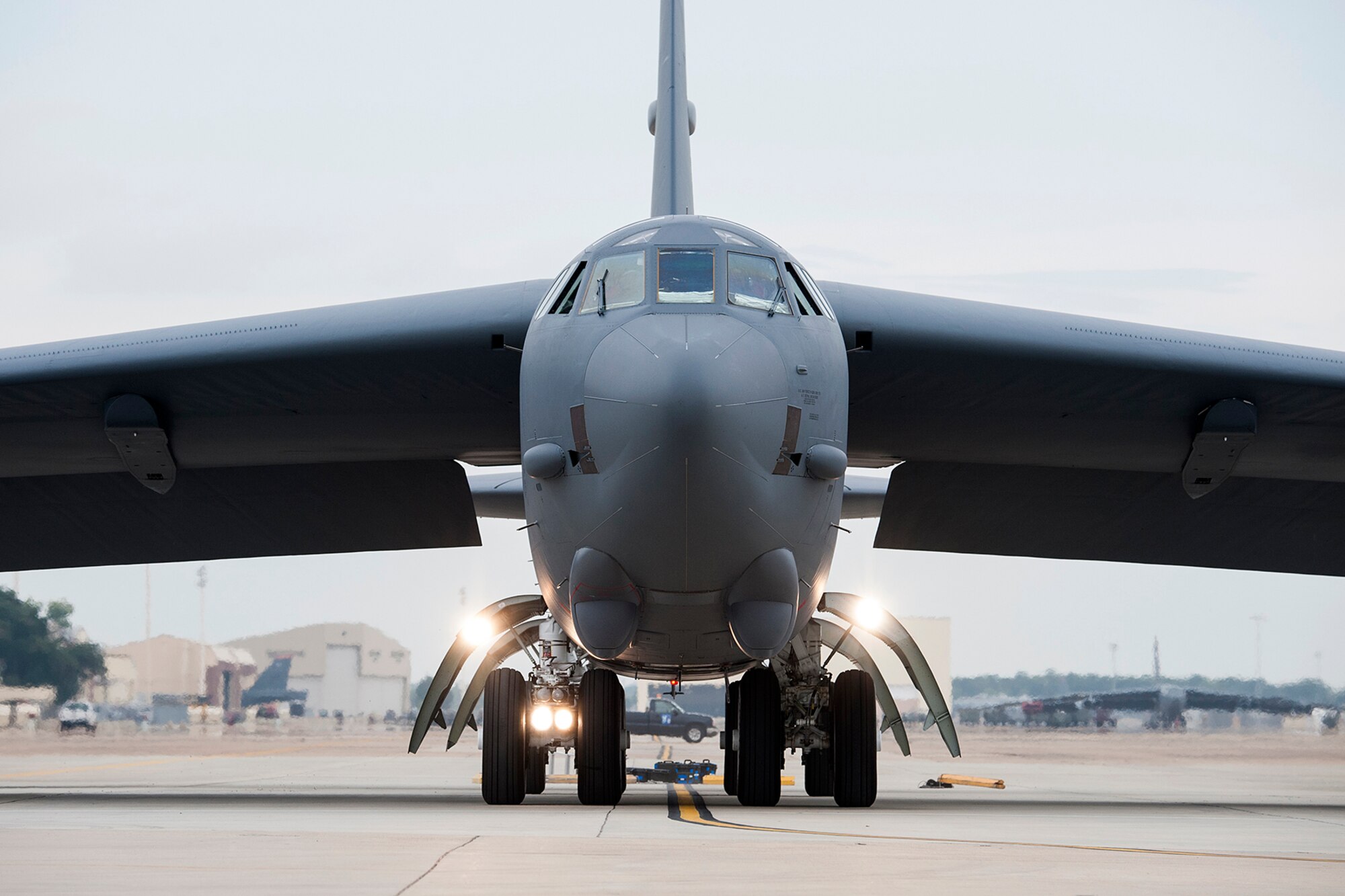 A B-52H Stratofortress taxis in from its parking spot prior to a mission on Sept. 18, 2014, Barksdale Air Force Base, La. The aircrew on board the jet are from the 343rd Bomb Squadron, which is assigned to the 307th Bomb Wing and is the only nuclear certified squadron in the Air Force Reserve Command. (U.S. Air Force photo by Master Sgt. Greg Steele/Released)