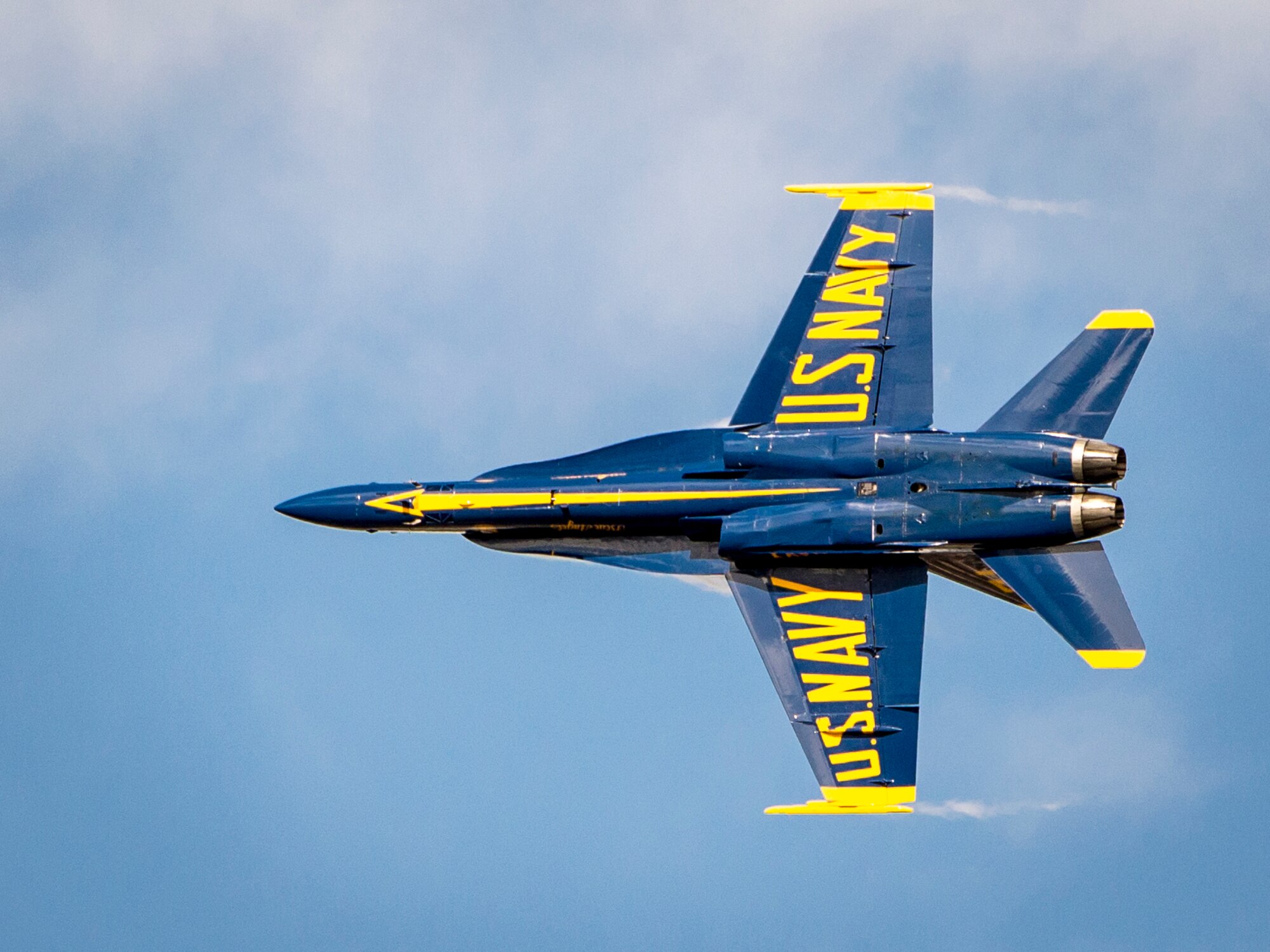 The Blue Angels perform during the Wings over the Pacific Air Show at Joint Base Pearl Harbor-Hickam, Hawaii, Sept. 27, 2014. The Blue Angels are the U.S. Navy’s premier aerial demonstration team. (U.S. Air Force photo by Capt. Raymond Geoffroy/Released)