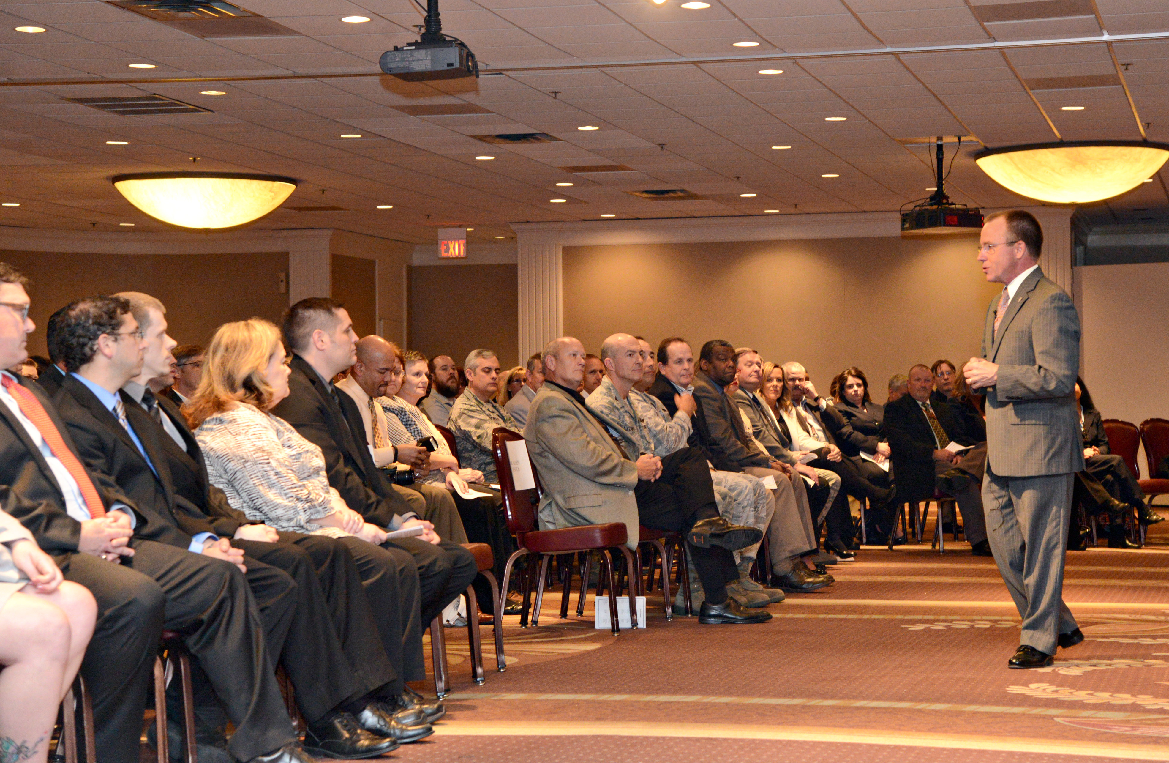 Employee Enhancement Program graduates 87 > Tinker Air Force Base