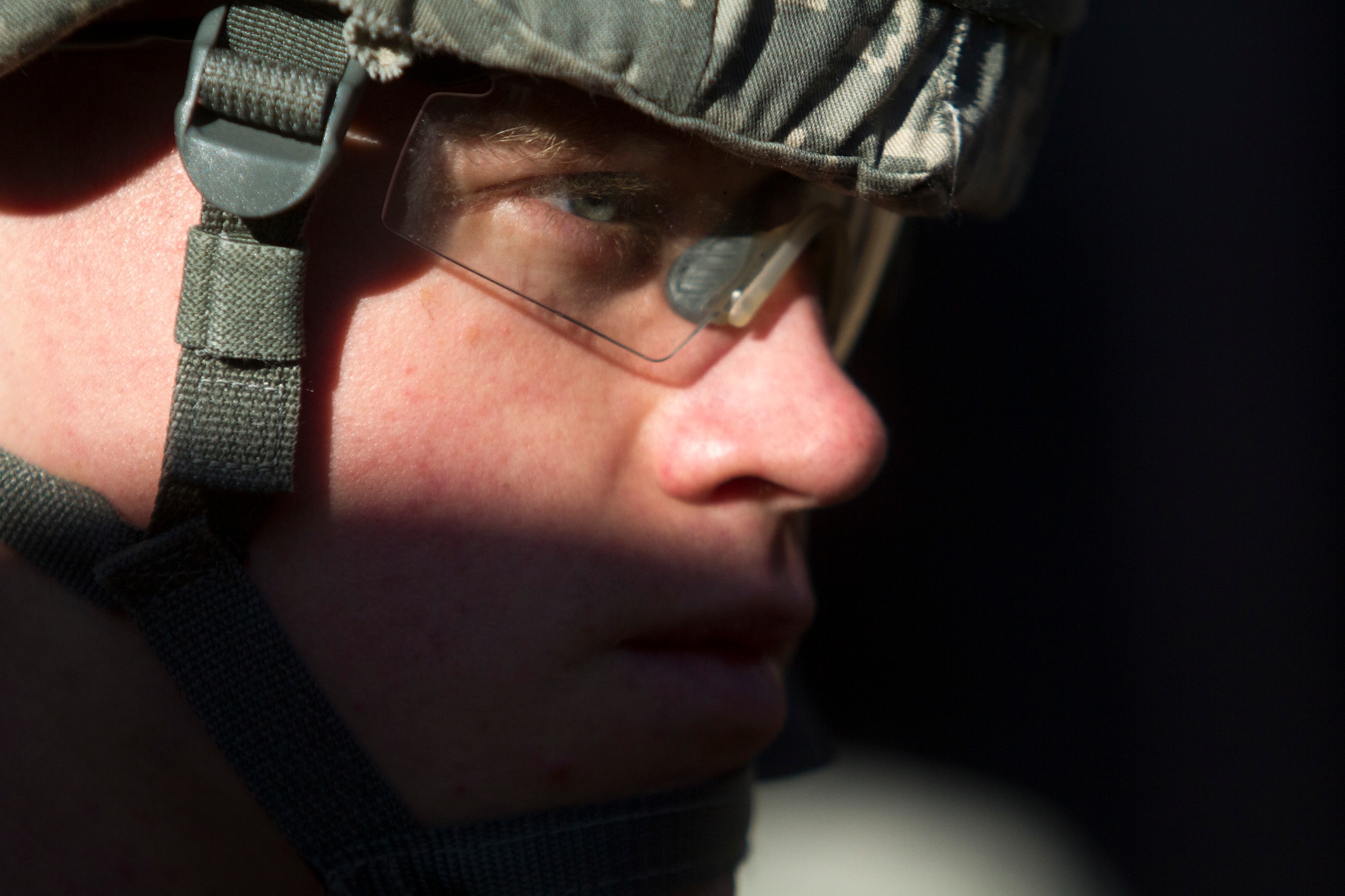 Army Reserve Spc. Michael Goff, 23, a Military Police Soldier, works his way through a scenario-based Army Warrior Task exercise during day two of the 200th Military Police Command???s Best Warrior Competition on April 2 at Joint Base McGuire-Dix-Lakehurst, N.J. Eight warfighters are competing in the week-long competition held May 31-April 3 in a variety of physical and mental events to earn the top spot of Best Warrior for Soldier and noncommissioned officer of the year. Goff is assigned to the 366th MP Company and from Dallas, Texas. The winners will compete at the Army Reserve Best Warrior Competition held in May. The 200th MPCOM is the largest Department of Defense law enforcement organization with nearly 14,000 Soldiers living in 44 states. (Army Reserve photo by Sgt. 1st Class Mark Bell/released)