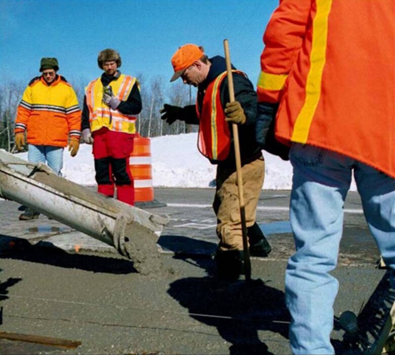 Antifreeze concrete placement to repair a pavement section in Rhinelander, Wisconsin, was performed in partnership with the Wisconsin Department of Transportation and sponsored by the Federal Highway Administration and participating state DOTs. 